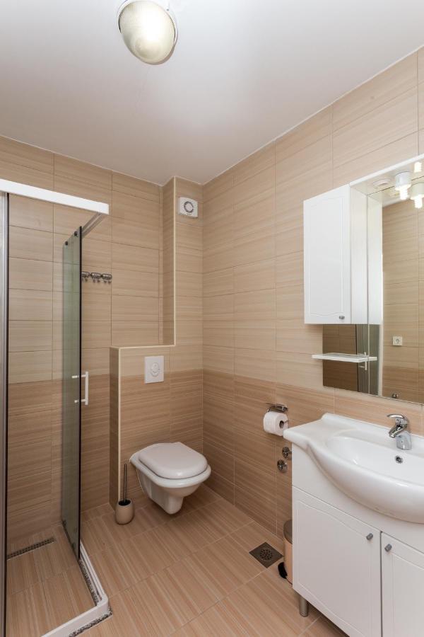 Butique Maris Apartment Komarna Exterior photo
