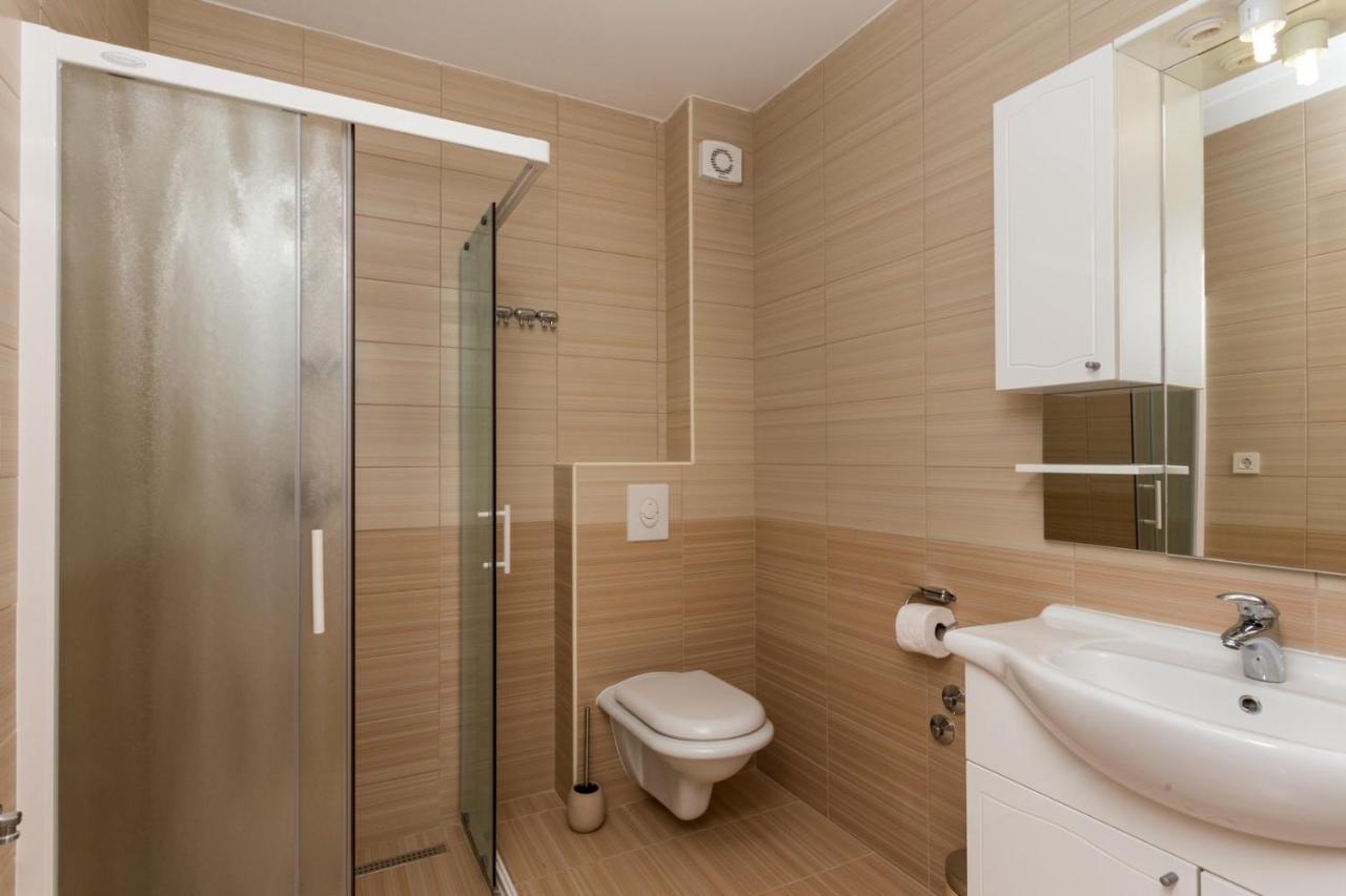 Butique Maris Apartment Komarna Exterior photo
